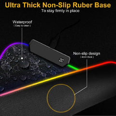Alfombrilla gamer RGB con base de goma antideslizante y diseño impermeable para un agarre seguro