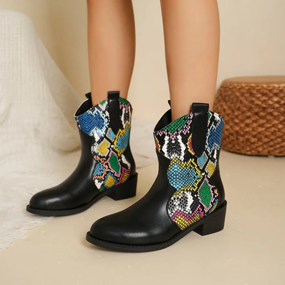 Botas de moda color block mujer con diseño de piel de serpiente y tacón bajo para estilo moderno