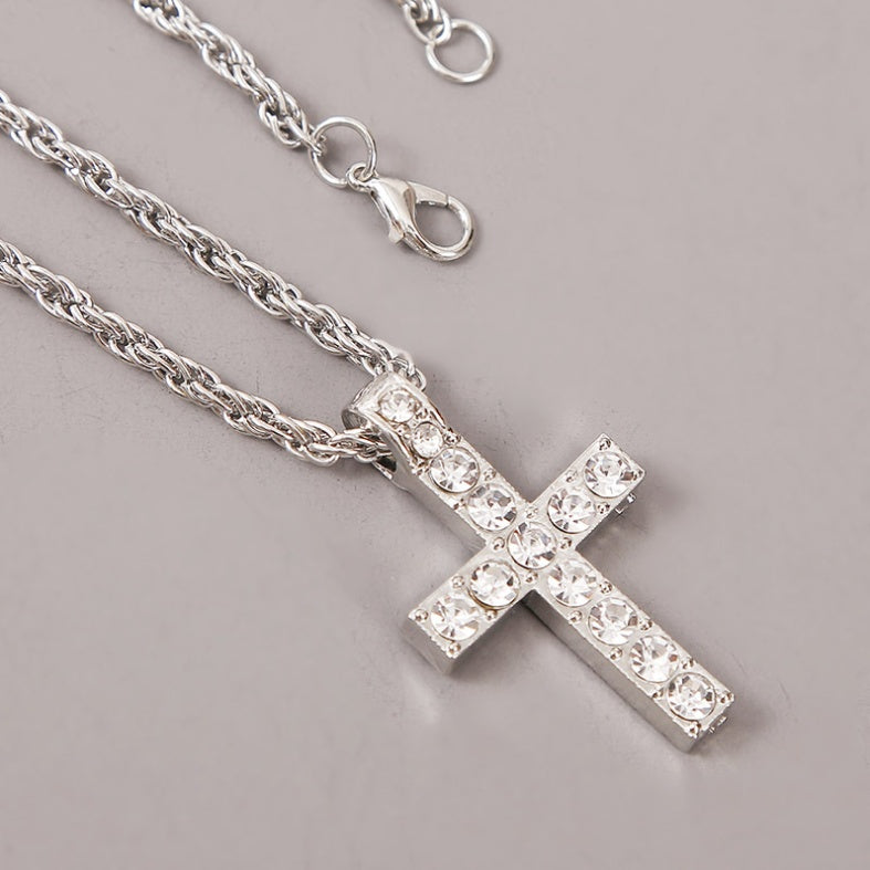 Collar cruz punk de USAdrop con colgante de cruz brillante y cadena de metal plateado