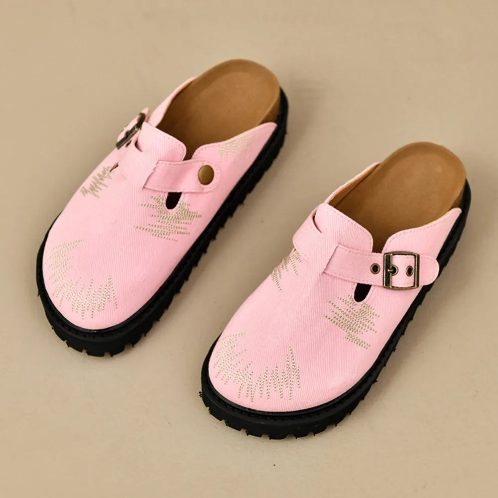 Mocasines con plataforma en rosa con diseño elegante y hebilla para un estilo moderno y cómodo