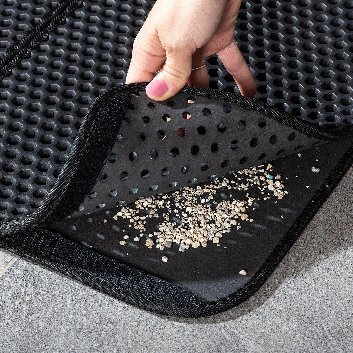 InnovaGoods Clikatt Cat Litter Mat: Clean, Comfortable, and Space-Saving 🐾