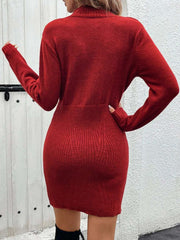 Suéter rojo de mujer con corte moderno, ideal como ropa de invierno moderna para mujer