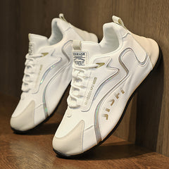 Zapatillas deportivas hombre colorblock en blanco con detalles iridiscentes y diseno moderno