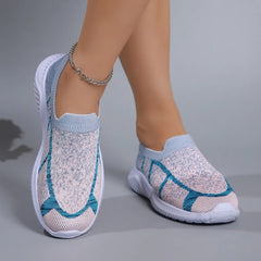 Zapatillas transpirables mujer en azul y blanco, ideales para comodidad y estilo diario
